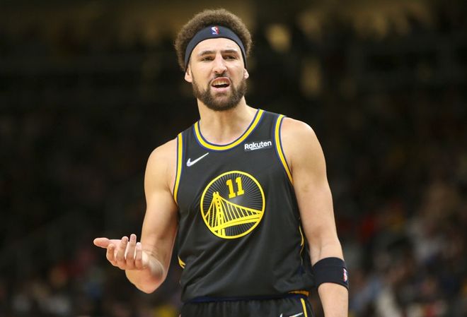 绩相对平平 绩相对平平