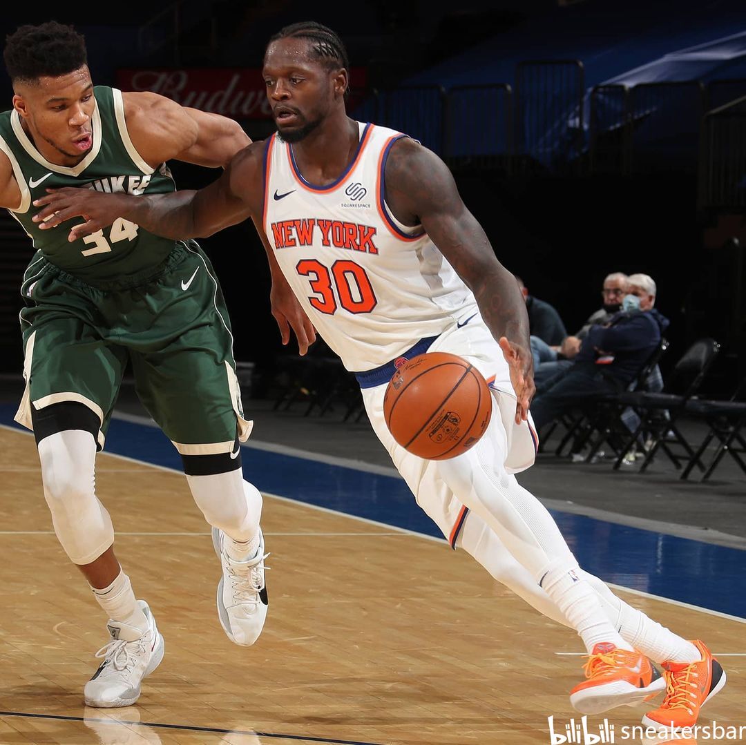 在退役后均 在退役后均